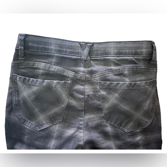 Democracy Ab Technology Plaid Pants - Picture 12 of 12